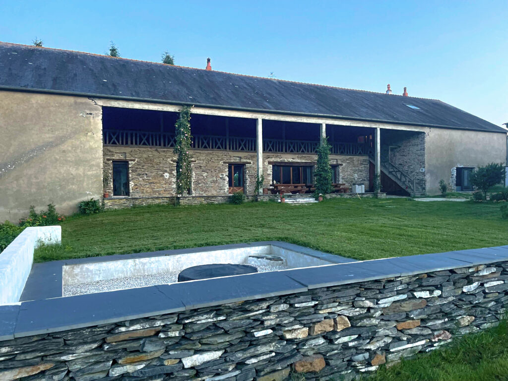 La longère du Repère de Choiseau, gîte de groupe soumis à ces conditions de location